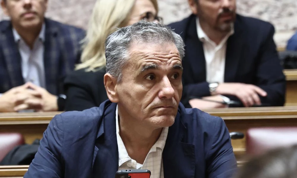 Τσακαλώτος: Άφησε ανοιχτό το ενδεχόμενο αποχώρησης από τον ΣΥΡΙΖΑ